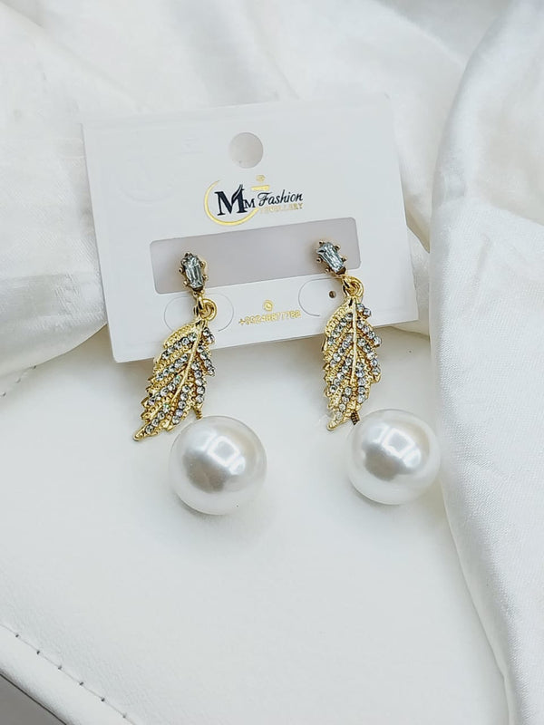 Leaf Pearl Earring